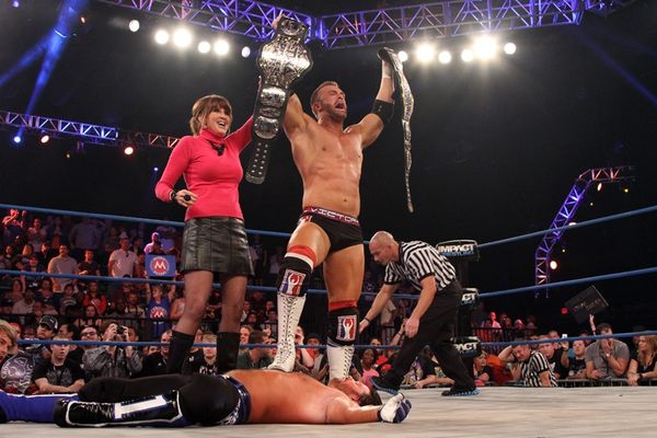 TNA Impact Wrestling: «Ολοκληρωμένος» πρωταθλητής ο Magnus (photos+videos)