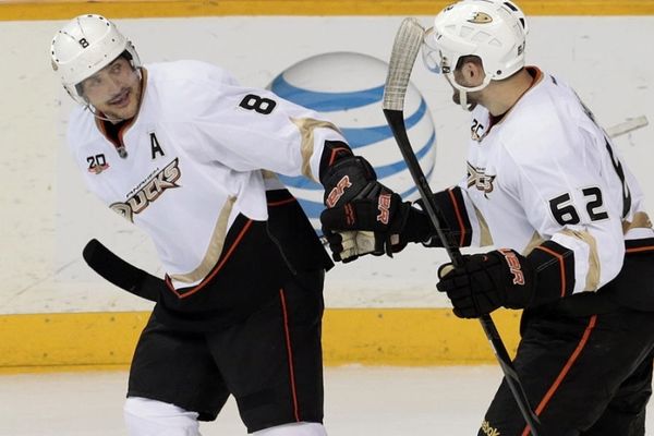 NHL: Με Selanne οι Ντακς (videos)