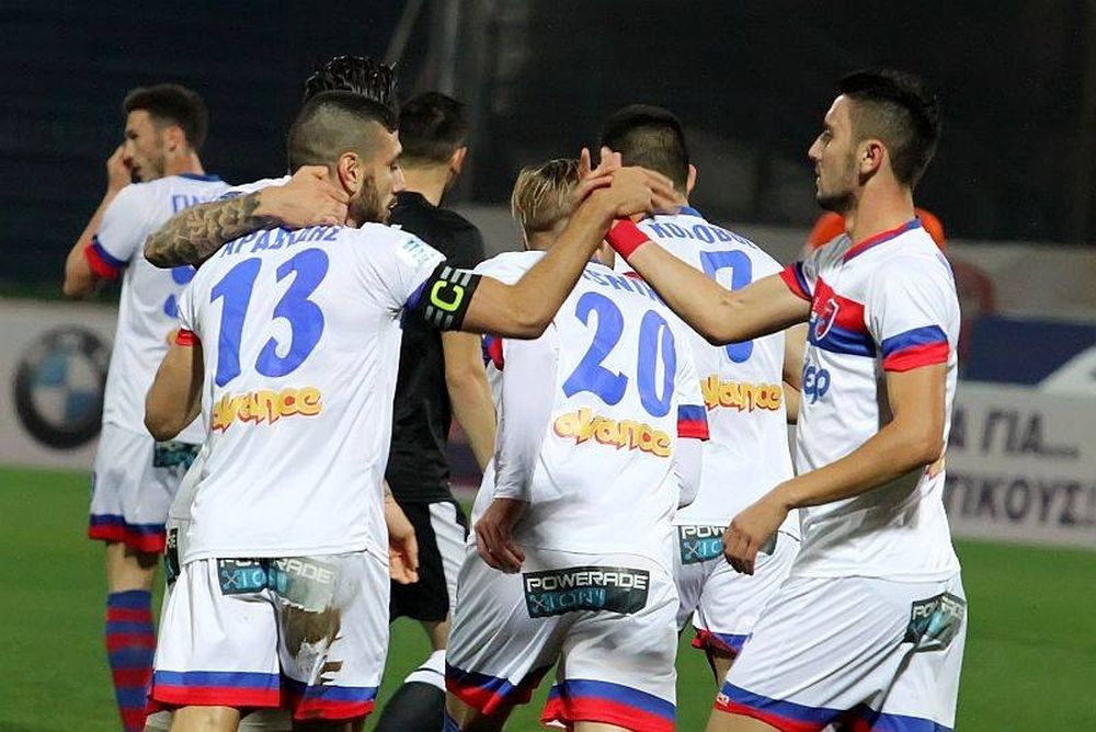 «Στάση» στην πλατεία για ΠΑΟΚ, 2-0 ο Πανιώνιος (video+photos)