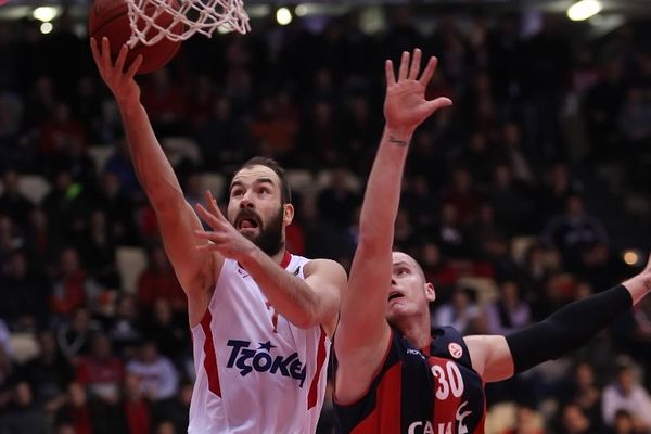 Ολυμπιακός: Δεν περνάει από τη Βιτόρια