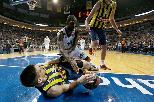 Φενέρ - Παναθηναϊκός 77-72: Κλοπή στην Πόλη (photos)