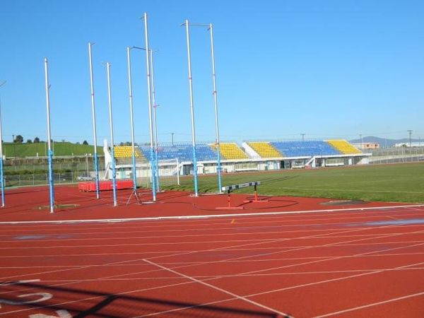 Νέες γυμνές φωτογραφίες αθλήτριας του στίβου στην... κουζίνα της (photos)