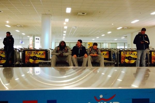 Μπαρτσελόνα: Έφτασε Αθήνα με Φεράν Μαρτίνεθ! (photos)