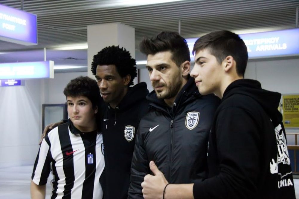 ΠΑΟΚ: Θερμή υποδοχή στα Χανιά (photos)