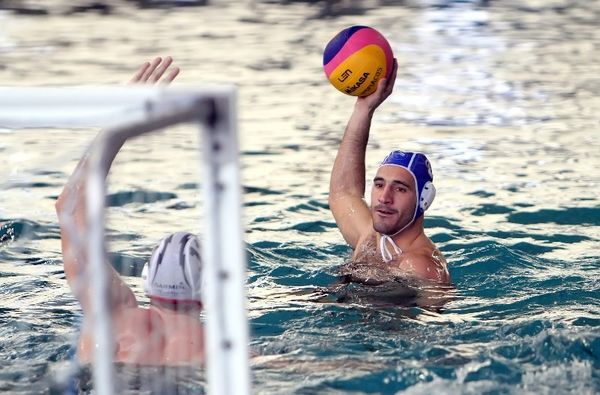 Ολυμπιακός: Έβαλε 21 γκολ για τα θύματα της Θύρας 7 (photos)