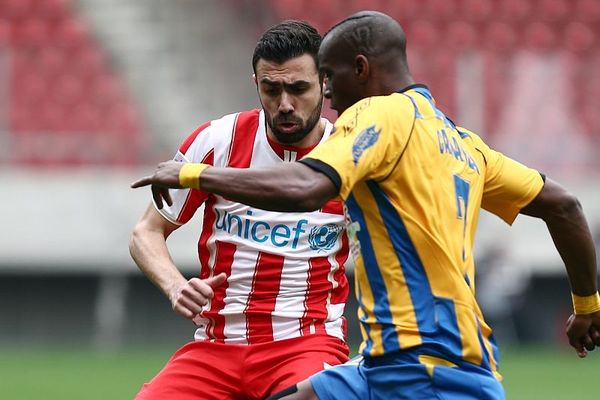 Με το… ζόρι ο Ολυμπιακός, 2-1 τον Παναιτωλικό (video+photos)