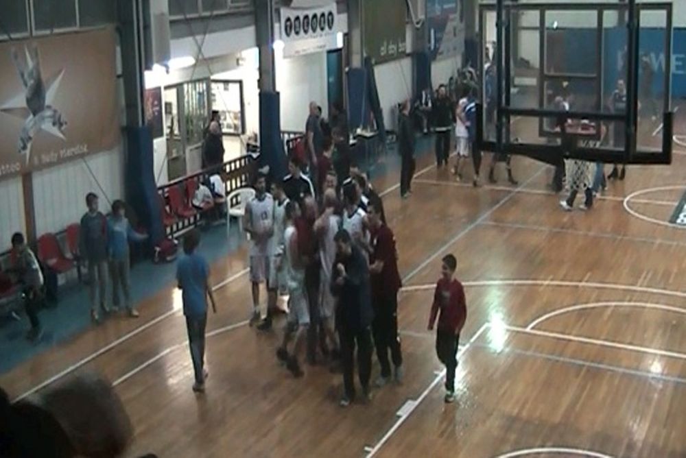 Onsports TV: Πανηγυρισμοί ανόδου στο «Σαλούν» (video)