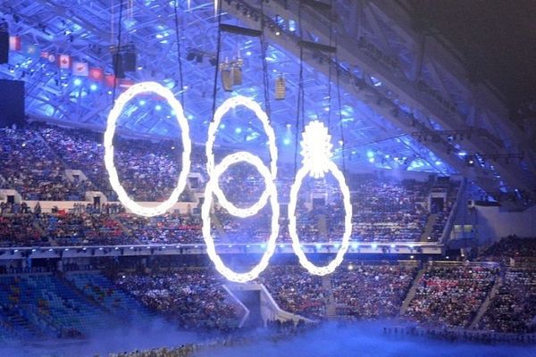 Σότσι: Απίστευτη γκάφα με τους Ολυμπιακούς Κύκλους! (video+photos)