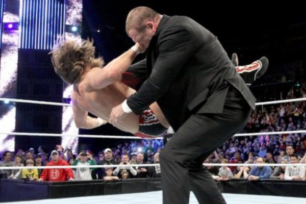 SmackDown: Νέος ρόλος για Glenn Jacobs-Kane (photos+videos)