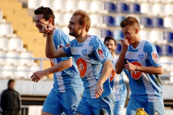 Άγιος Νικόλαος – Αιγάλεω 1-3