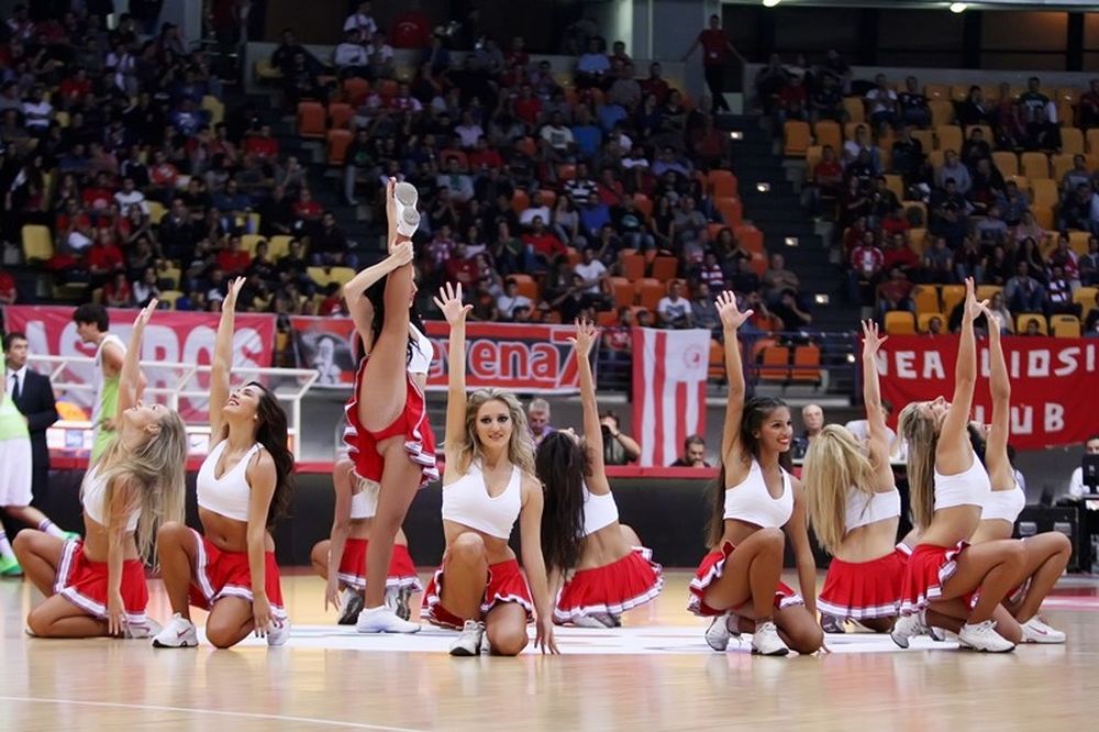 Ολυμπιακός: Η «μάχη» των Red Drops (video)