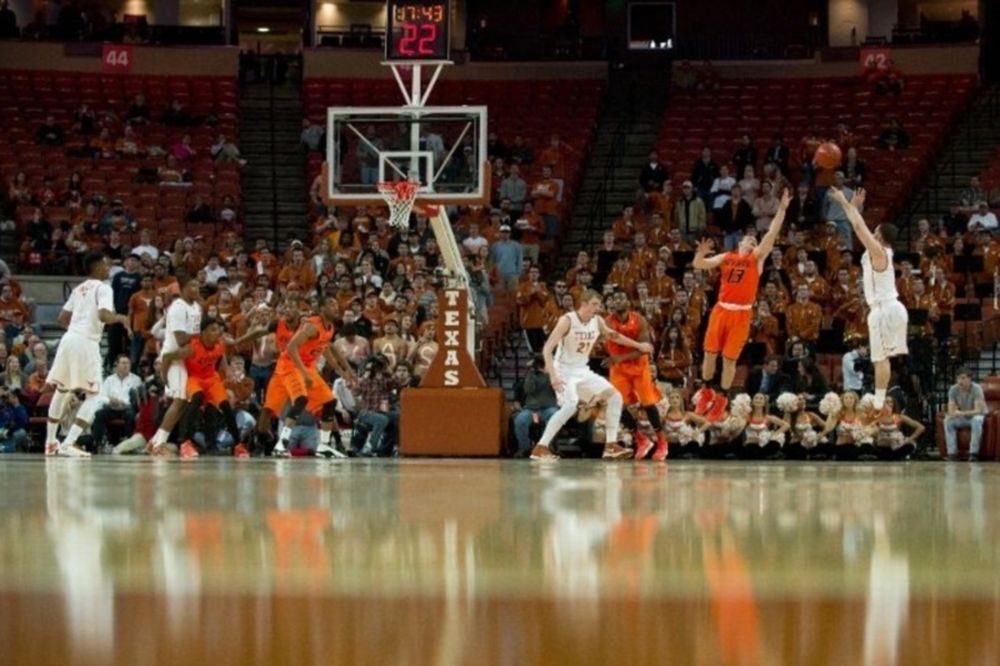 NCAA: Τρελαίνει το Τέξας (videos)