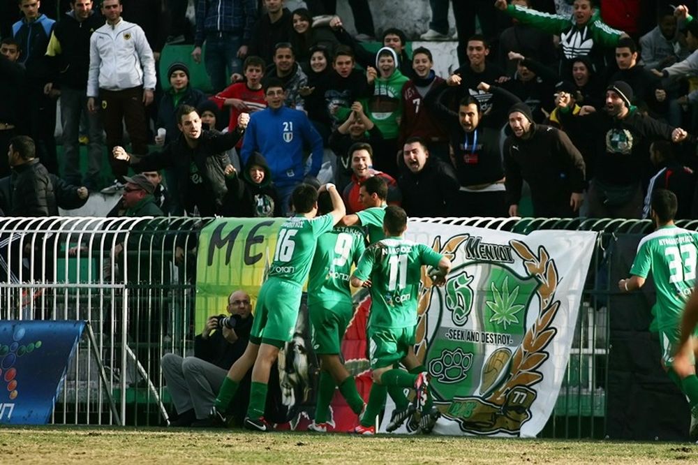 Football League: Απαλλάχθηκε ο Αχαρναϊκός