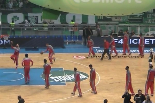 Onsports TV: Υπό αποδοκιμασίες ο Ολυμπιακός (video)