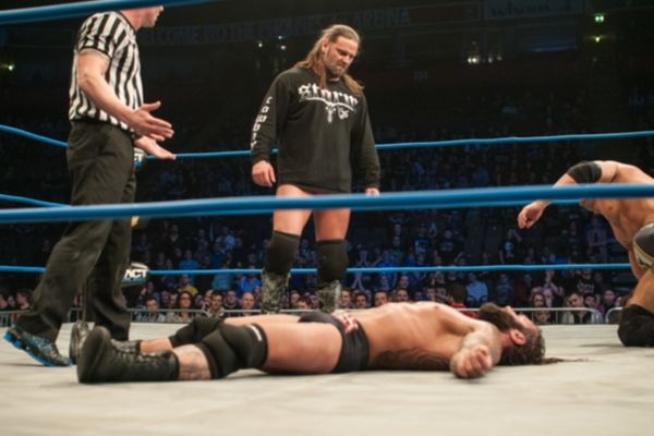 TNA Impact Wrestling: Την… πάτησε ο Gunner (photos+videos)