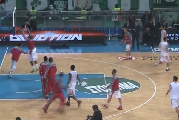 Onsport TV: Τα καρφώματα στην προθέρμανση (video)