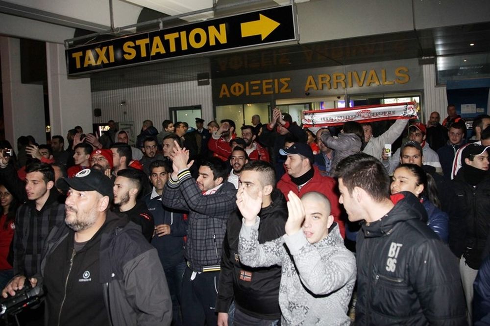 Ολυμπιακός: Αποθέωση και στο Ηράκλειο (video+photos)