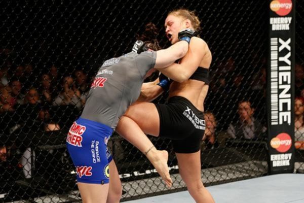UFC 170: Αφεντικό στο Λας Βέγκας η Rousey (GIFs)