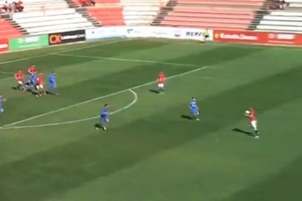 Ισπανία: Γκολ χωρίς... δισταγμό! (video)