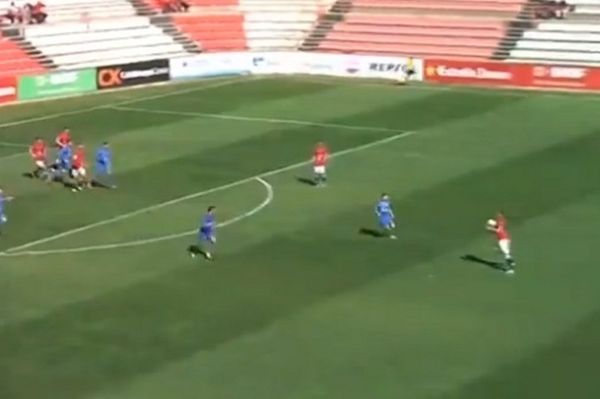 Ισπανία: Γκολ χωρίς... δισταγμό! (video)