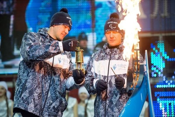 Σότσι 2014: Το ταξίδι της Φλόγας (videos)