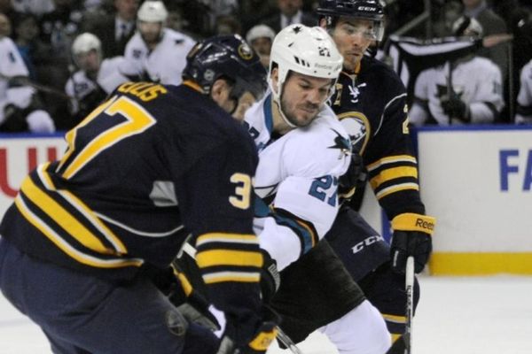 NHL: Νίκη και… ανταλλαγή για Σέιμπερς (videos)