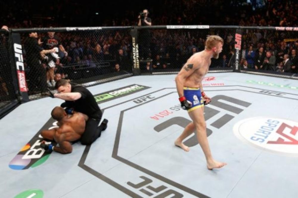 UFC Fight Night 38: «Τεράστιος» και απαιτητικός Gustafsson (GIFs)