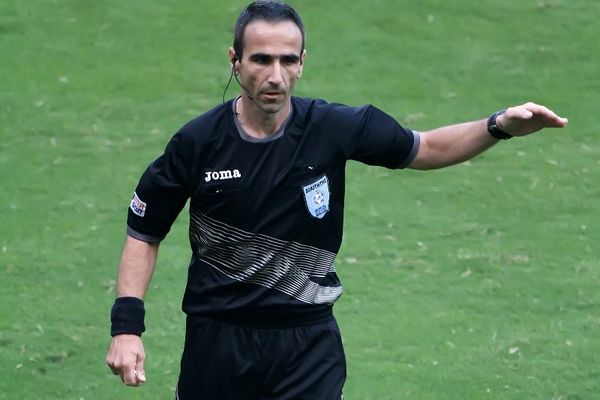 Παναιτωλικός: «Το ελληνικό ποδόσφαιρο αντέχει την διαιτητική αλητεία του Κάμπαξη;»