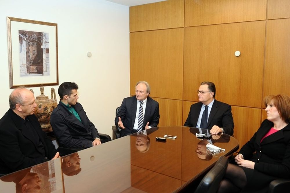 Στον υπουργό ο Φιλιππίδης (photos)