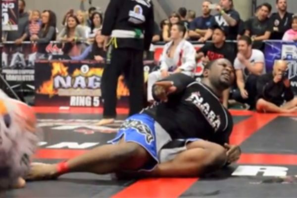 Jiu Jitsu: Υποταγή με.. αέρια (video)