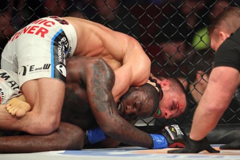 Bellator 112: Επικός Curran στην Ιντιάνα (GIFs)