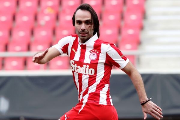 Πουρσανίδης: «Με εμπειρία και μυαλό μπορεί να περάσει ο Ολυμπιακός»