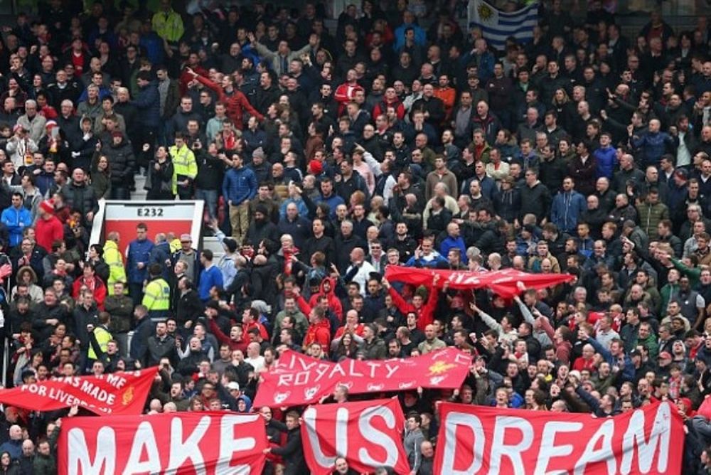 Μάντσεστερ Γιουνάιτεντ: Οι οπαδοί τραγούδησαν... 20 φορές μετά το 3-0 (video)