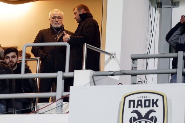 ΠΑΟΚ: «Πετάνε την μπάλα στην εξέδρα…»