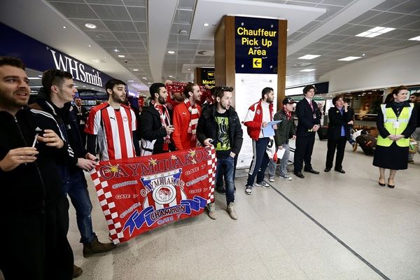 Ολυμπιακός: «Ερυθρόλευκη» η Αγγλία! (photos)