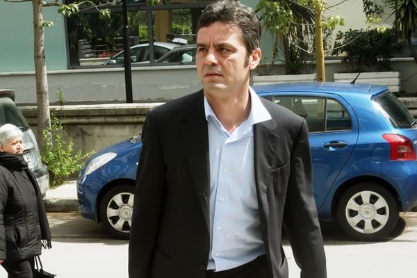 Βρύζας: «Είστε κομμάτι του συστήματος, κ. Σαρρή»