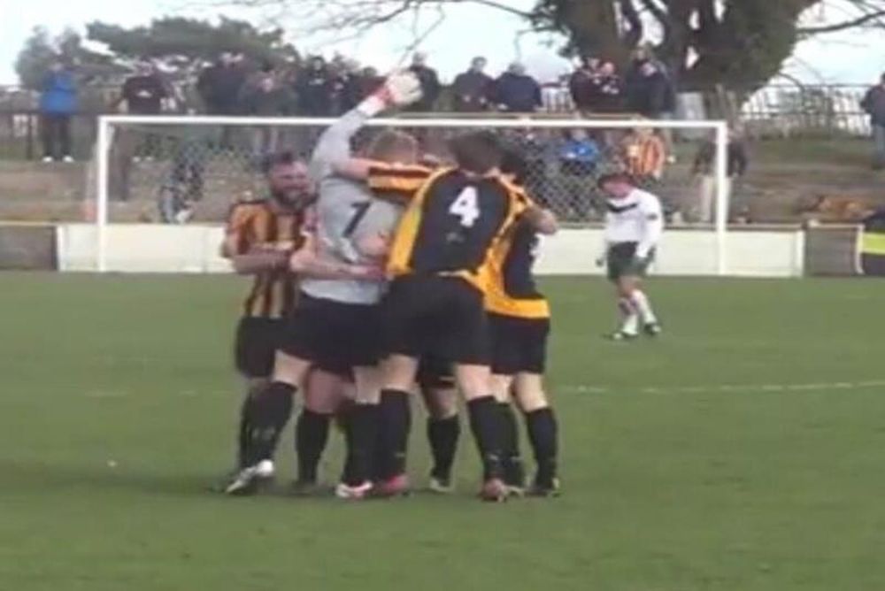 Αγγλία: Αυτό το γκολ ξεπερνάει και του… Ρούνεϊ (video)