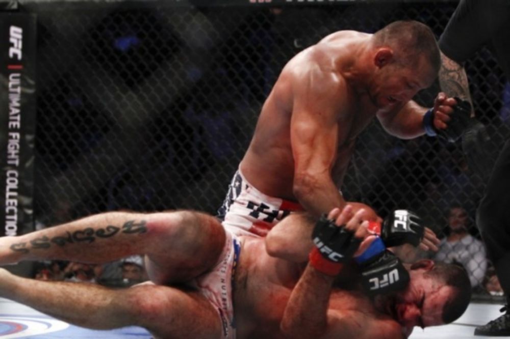 UFC Fight Night 39: Ένα χτύπημα χρειάστηκε ο «Hendo» (GIFs)
