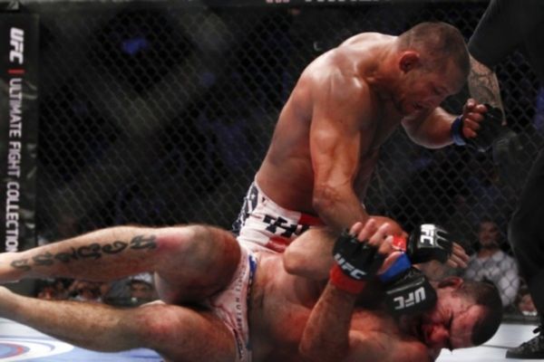 UFC Fight Night 39: Ένα χτύπημα χρειάστηκε ο «Hendo» (GIFs)