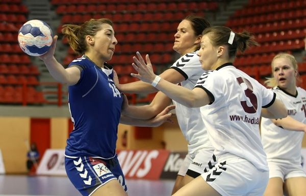 Εθνική Χάντμπολ Γυναικών: Επίδειξη δύναμης στη Λάρισα (photos)