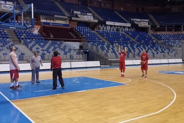 Ολυμπιακός: Χωρίς απρόοπτα στο «Μάρτιν Καρπένα»