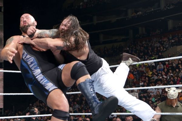 SmackDown: Έριξε τον… γίγαντα ο Bray Wyatt (photos+videos)