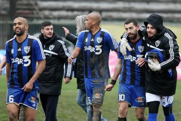 Πεντάστερος ο Αιγινιακός, 5-0 την Καβάλα