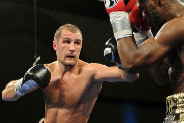 Μποξ: Κυρίαρχος ο Kovalev στο Ατλάντικ Σίτι (videos)