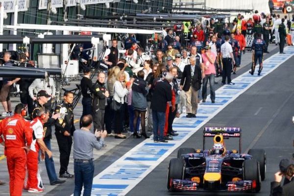 Formula 1: Ποινή δέκα θέσεων σε Ρικιάρντο 
