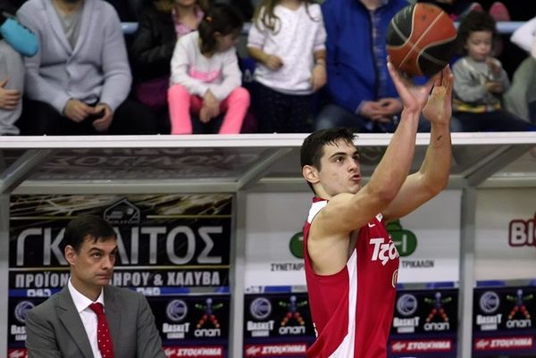 Ολυμπιακός: Έβρεξε... τρίποντα στα Τρίκαλα (photos)
