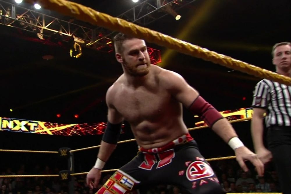 NXT: Δεν λυπάται ο Graves (photos+videos)