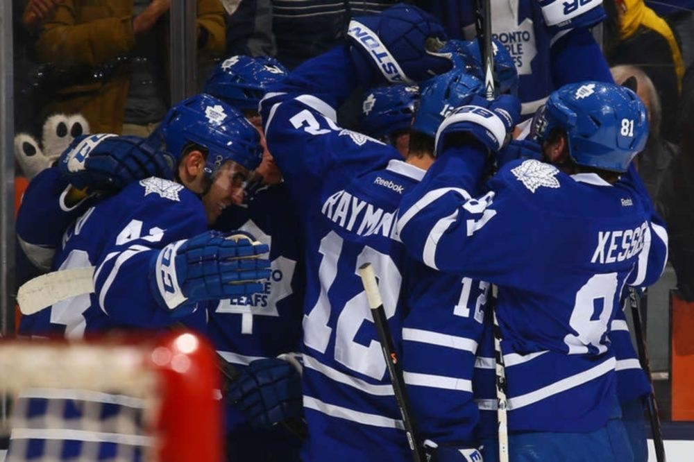 NHL: Το… παλεύουν οι Λιφς (videos)