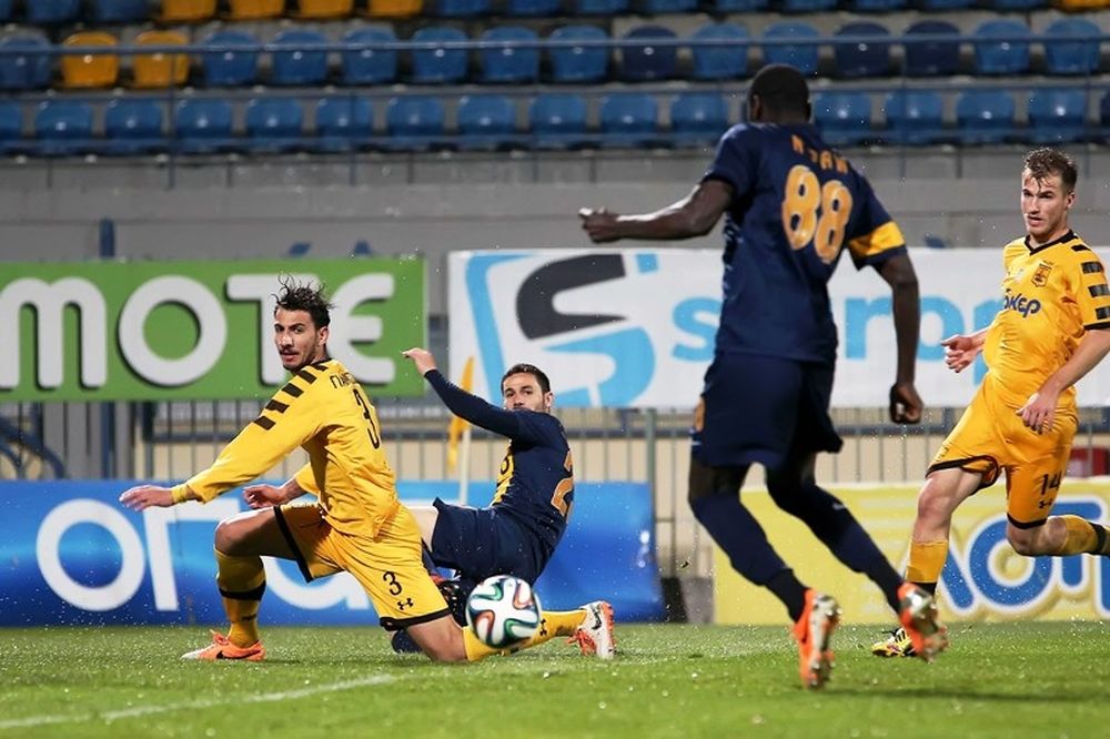 Γκέλα για Αστέρα Τρίπολης, 2-2 με Άρη (photos+video)