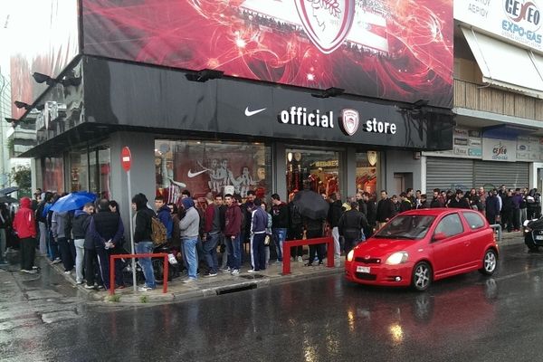 Ολυμπιακός: Εξαντλήθηκαν τα εισιτήρια με Παναθηναϊκό
